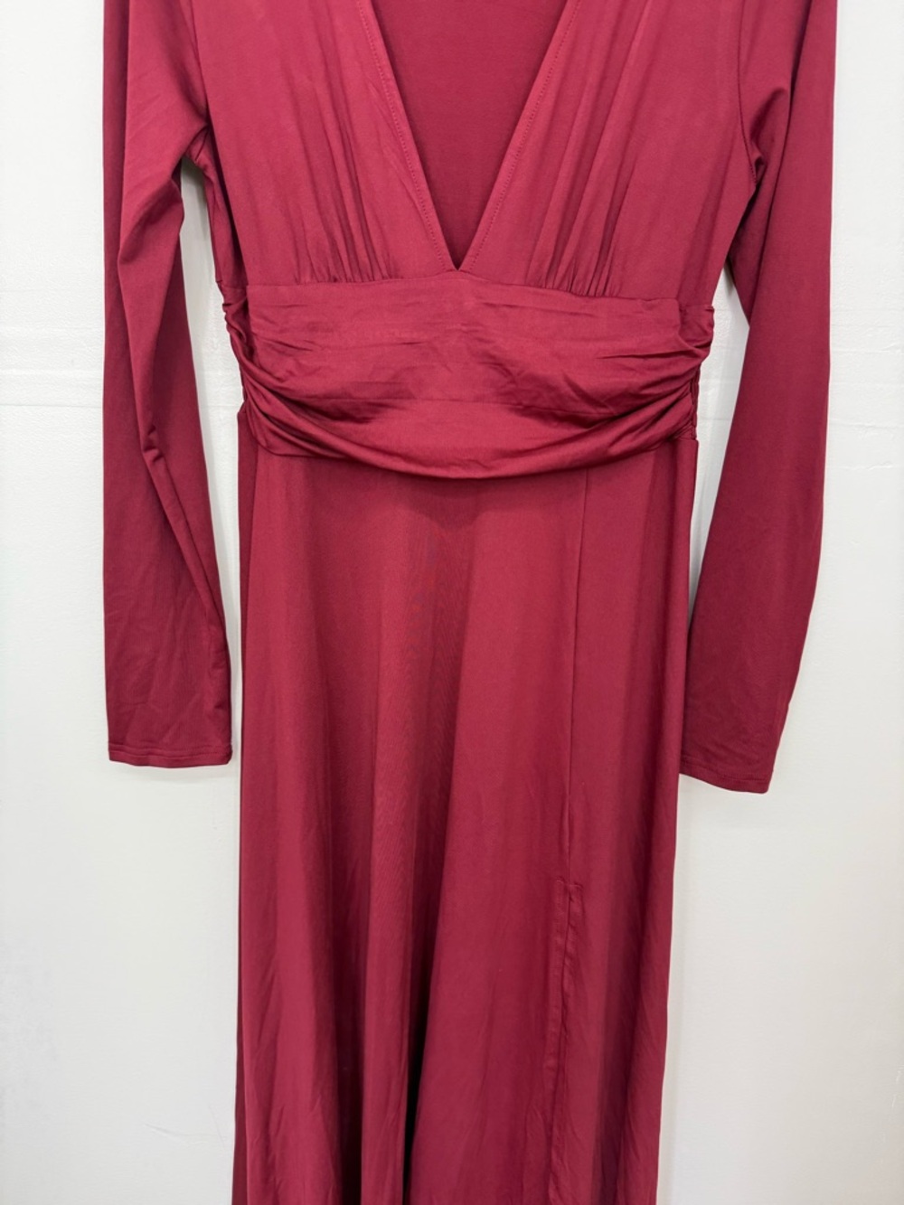 Baltic Born Deep V Long Sleeve Maxi Dress in Burgundy BB25 - Picture 3 of 9
